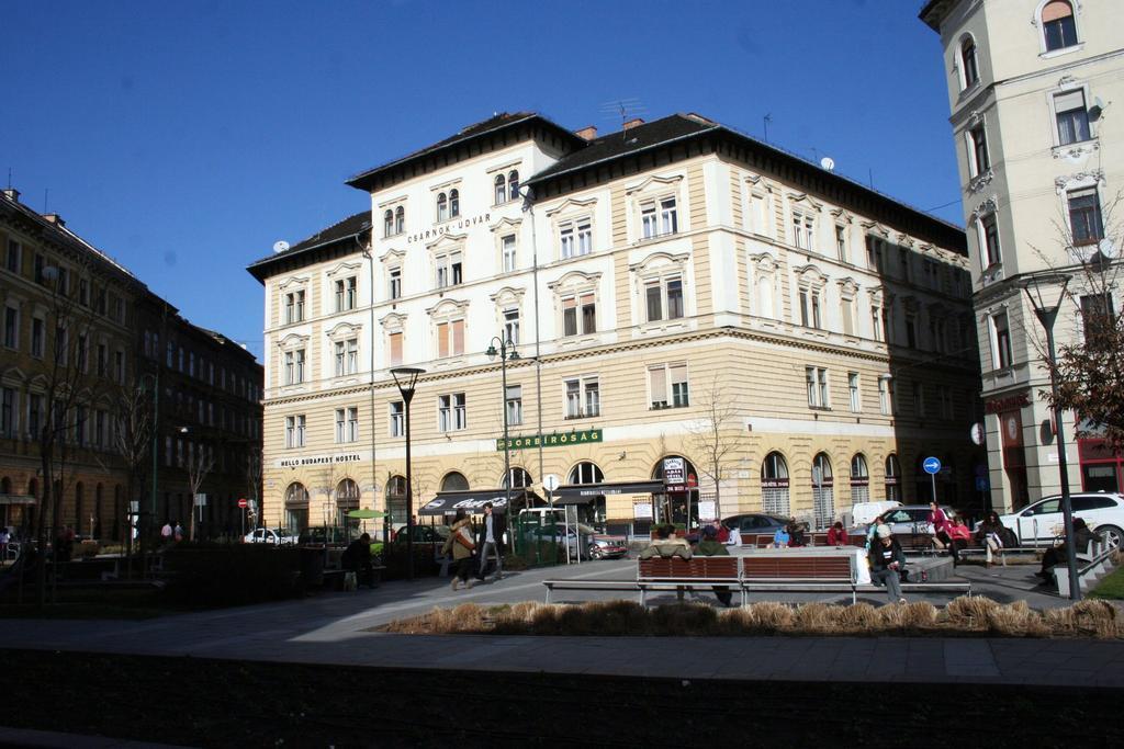 Walking Bed Budapest Hostel Exterior photo